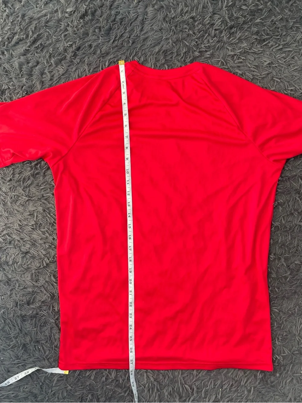 Men Size Medium Nike Dri-Fit Men's Short-Sleeve Hydroguard Workout T-Shirt Red